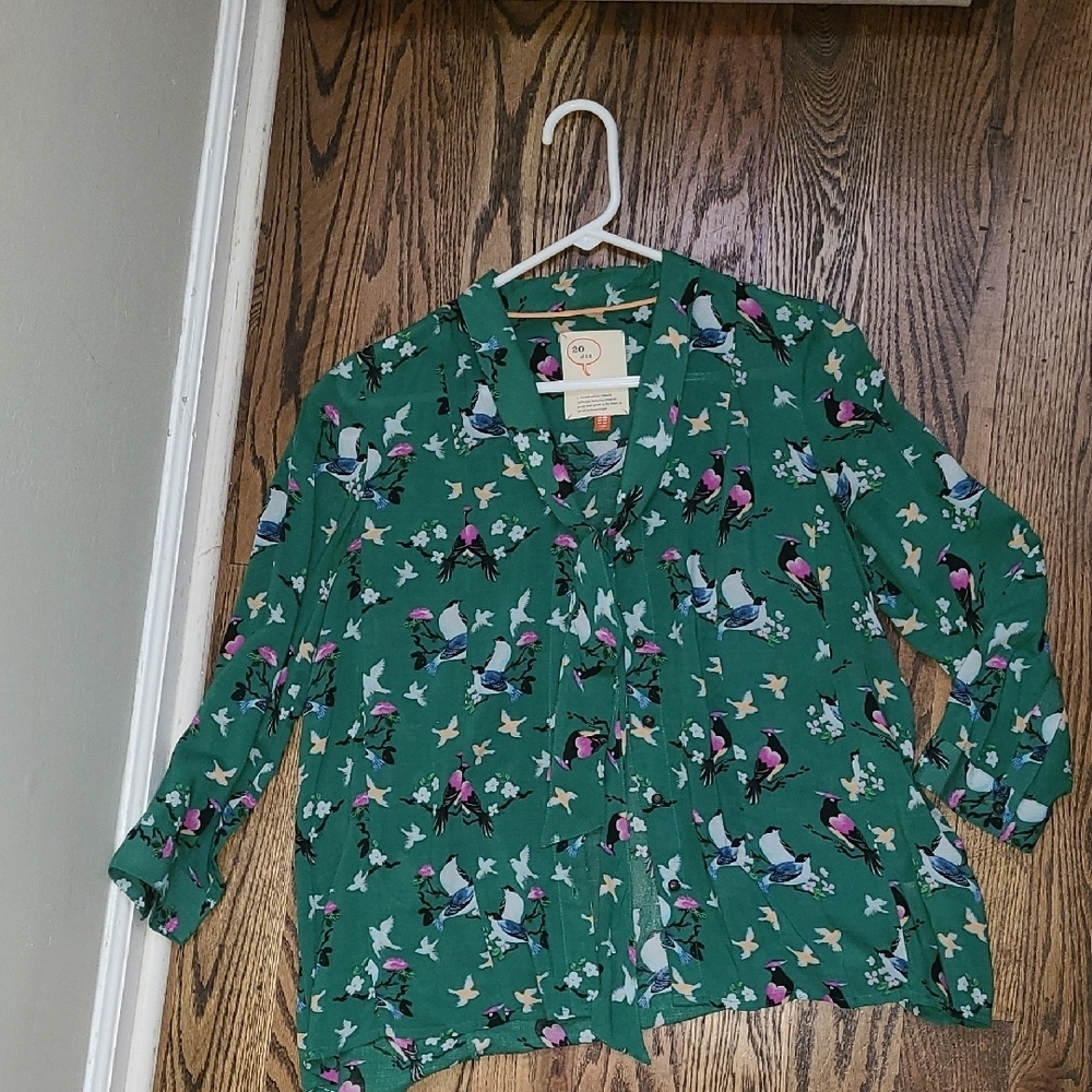 Conversations By Anthropologie Limited Edition Bird Animal Novelty Print Shirt